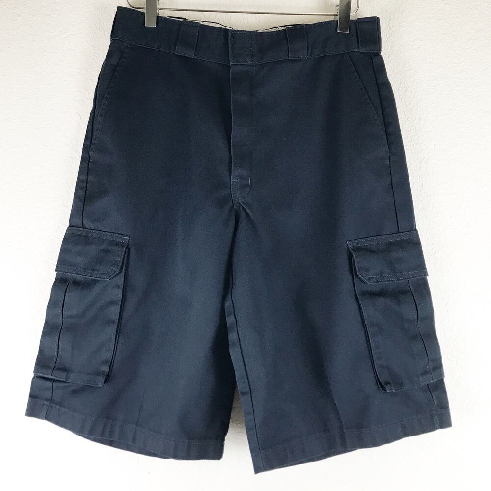 Dickies Men's Loose Fit Cargo Shorts Dark Navy Pockets Longer Inseam Size 32